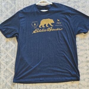 Eddie Bauer Men's Navy and Gold Graphic Tee